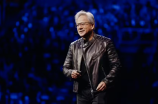 英伟达CEO黄仁勋谈5000亿美元融资计划：AI芯片已是“投资级资产”