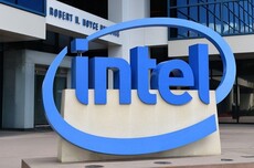 押注18A/14A工艺+EMIB封装 Intel增发150亿美元股票:All in AI