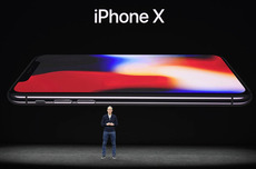 全玻璃iPhone被取消？美媒：苹果2027年大改款仍在推进