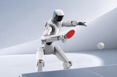 极佳视界通用双足人形机器人Maker L01发布,曾获华为哈勃投资