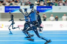 第二届世界人形机器人运动会今天开幕,新增拔河、乒乓球等项目