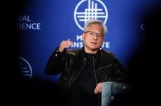 黄仁勋秀饭局影响力:“我和谁吃饭,第二天股价就翻倍”