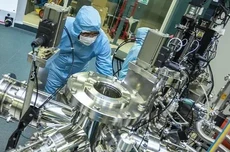 全球首个量子电池原型问世,体积越大充电速度反而越快