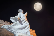“明月几时有，把酒问青天”是在山东写的