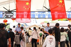 山东公安护航国庆假期，全省刑事、治安警情同比双下降
