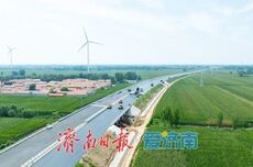 济南至宁津项目全线沥青上面层施工圆满完成
