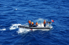 中国海警执法艇依法巡航黄岩岛潟湖