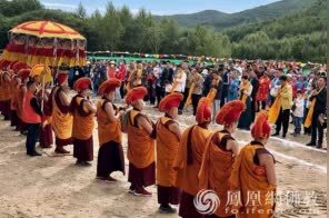 庄严殊胜！千人齐诵吉祥经 祈愿风调雨顺福慧康宁