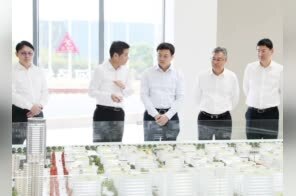 苏州市委书记曹路宝：推动制造业转型升级 加快市域一体化发展