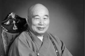 中国佛教协会副会长班禅额尔德尼·确吉杰布发唁电深切悼念传印长老