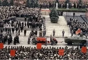 图：1982年苏联进入国葬高发期