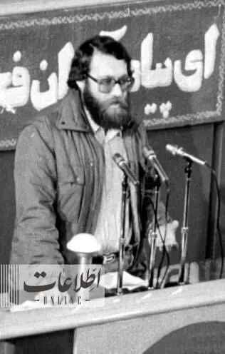 &middot;青年时期的拉里贾尼。（阿塞拜疆Media News)）