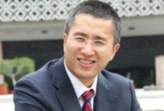 北京青少年法律援助与研究中心主任佟丽华