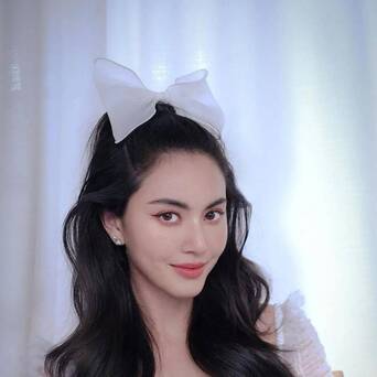 泰国第一神颜mai davika,头戴蝴蝶结甜美似公主