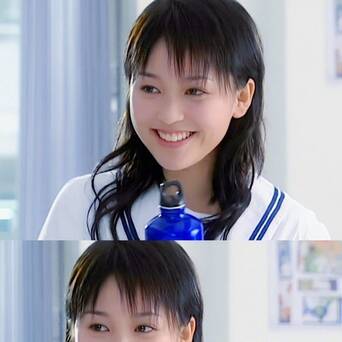 金莎童年照颜值高 网友:也许这就是"等比例"长大_凤凰网娱乐_凤凰网