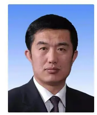 王健.png