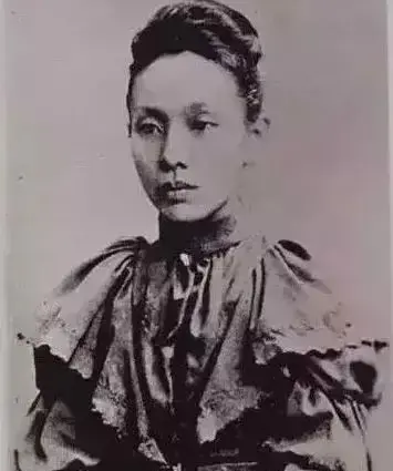● 金韵梅（1864—1934）