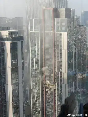 深圳湾悦府二期的一间住宅发生爆炸....
