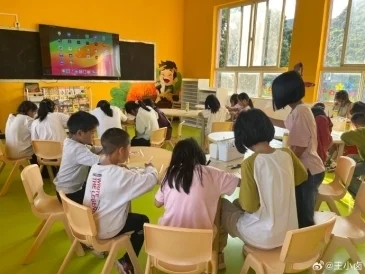 「王小卤山野艺术家」公益项目：以美育美 助力山村儿童成长