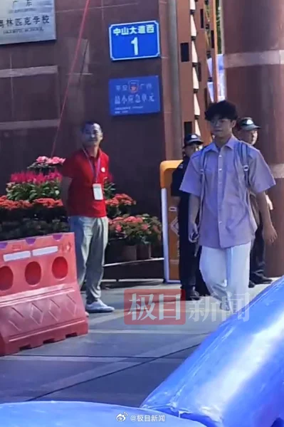 2小時做完語文考生稱希望明年考難一點