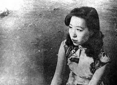 1944年《杂志》月刊上登的张爱玲照片