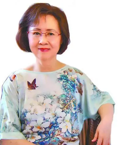 琼瑶情史：插足恩师婚姻，与前任丈夫离婚后，做小三15年上位成功封面图