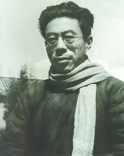 闻一多获悉日本投降后，立即兑现诺言，剃去长须。闻立雕供图