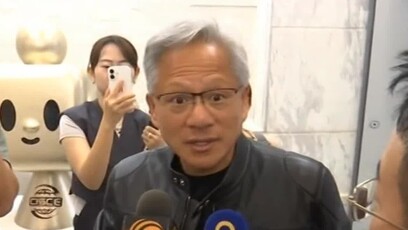 黄仁勋答凤凰：美解禁H20芯片对华出口