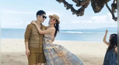 杜若溪严屹宽带娃游印尼，女儿蹦跳抢镜超治愈，接地气全家福圈粉