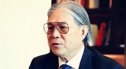 霍震霆一个特殊表情，戳穿郭晶晶在霍家真实地位，朱玲玲说得太对