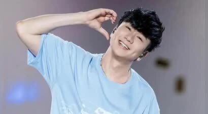 林俊杰绯闻女友下场！深夜发文内涵其劈腿仔：真希望报应直接来