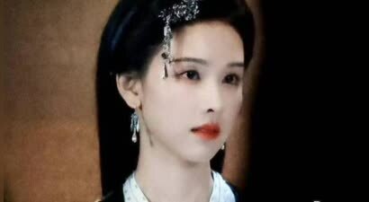 陈都灵古装清冷孤傲 美如画中人