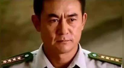 李洪涛父子：一个演绎人生百态，一个耕耘艺术殿堂