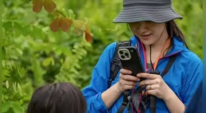 汤唯晒与女儿国外度假照