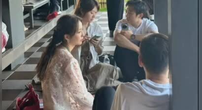 三亚偶遇佟丽娅 新中式穿搭美出新高度