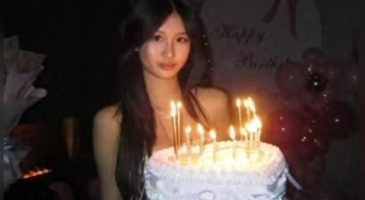 钟丽缇小女儿15岁生日，考拉穿成熟辣妹装身材傲人，混血颜美爆了