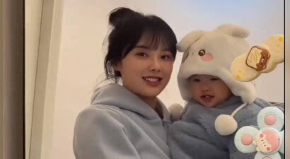 “挖呀挖呀”黄老师近状曝光！她回应“抑郁”传闻，想做好妈妈