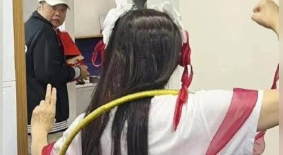周星驰连发10遍：“我要看《哪吒2》”