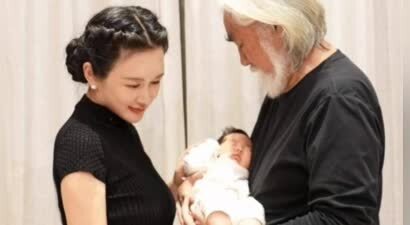 杜星霖生完娃就被抛弃了，情人节张纪中什么都没送，姜还是老的辣