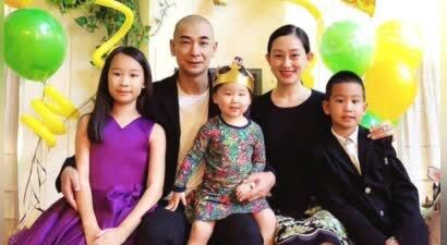 赵文卓：娶小8岁东北小丫，婚后连生三胎，如今一家五口其乐融融