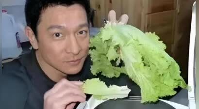 娱乐圈吃素明星：方大同胎里素，张静初三餐喝蔬菜汁，更绝的是她