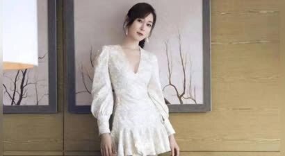 “43寸长腿女神”万绮雯现身，被赞颜值更胜从前，如今过桃源生活