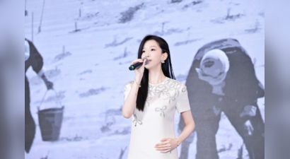 史佳蔚亮相第十二届中国网络视听大会公益论坛 献唱原创公益主题曲《星河向善》