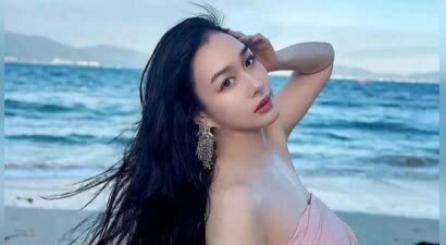 钟丽缇的15岁女儿海边写真惊艳全网！混血+超模比例，母女如姐妹般亲密