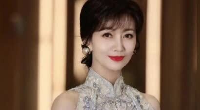 赵雅芝儿子，年近40还在啃老，还大胆拉踩“我妈就是个家庭主妇”