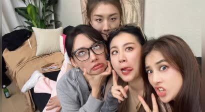 黄圣依po出与陈梦程潇李嘉格合照，鬼脸造型超吸睛