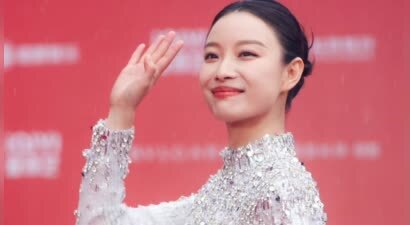 争奇斗艳的北影节红毯女明星们