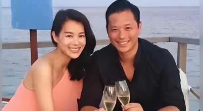 44岁黄宗泽近照曝光，一股老人味？在看胡杏儿，13年前分手太对了