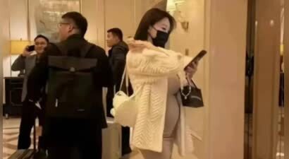 曝叶珂产女细节！妖怪称收到孩子照片，黄晓明心情大好，ip显端倪