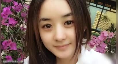 赵丽颖素颜买菜照刷屏：原来明星的"丑"，治好了我的容貌焦虑
